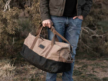 Load image into Gallery viewer, Neelum Duffle Bag