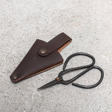 Load image into Gallery viewer, Herb Scissors in Leather Pouch