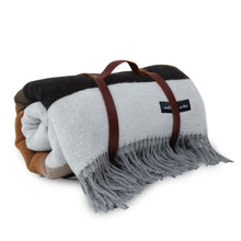 Load image into Gallery viewer, Leather Blanket Roll Strap