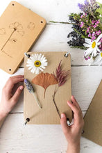 Load image into Gallery viewer, Flower Press 'Poppy'