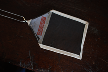 Load image into Gallery viewer, French Fly Swat