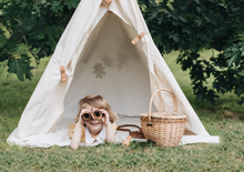 Load image into Gallery viewer, Picnic Basket