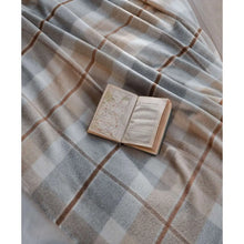 Load image into Gallery viewer, Folk Wheat Blanket | Made in Italy
