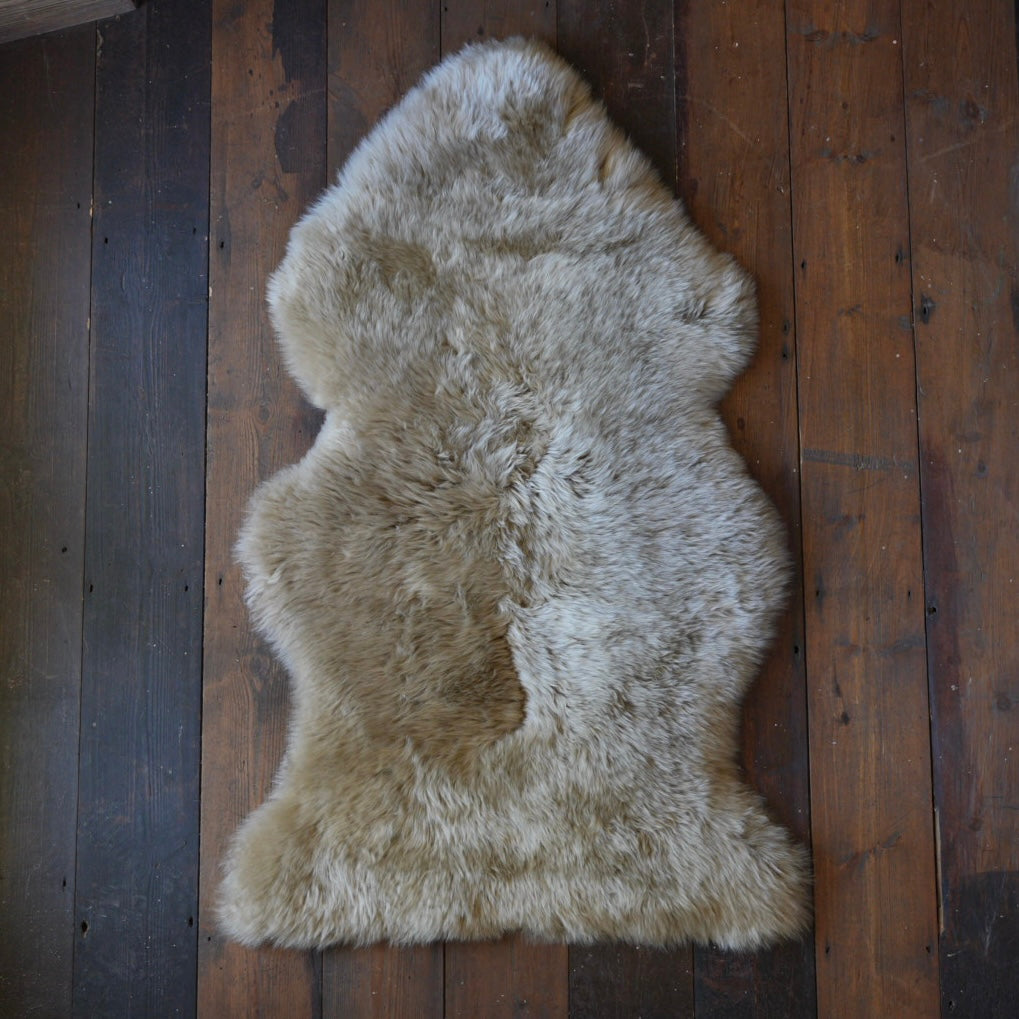 Merino Sheepskin Rug | Sandstone