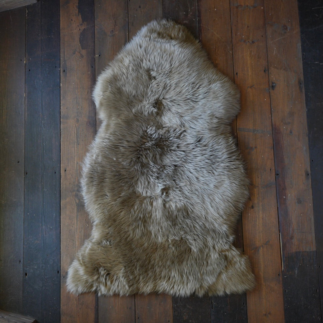 Merino Sheepskin Rug | Taupe