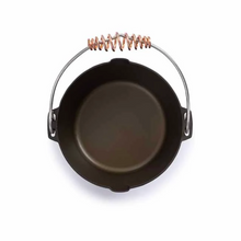 Load image into Gallery viewer, Polished Dutch Oven 4 Qt Cast Iron
