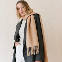Load image into Gallery viewer, Lambswool Scarf | Camel
