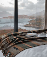 Load image into Gallery viewer, Folk Olive Blanket | Made in Italy
