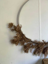 Load image into Gallery viewer, Wreath No. 8
