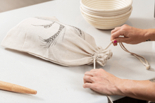Load image into Gallery viewer, Linen Bread Bag | Set of 2
