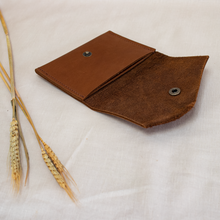 Load image into Gallery viewer, Magpie Mini Clutch | Natural Edge
