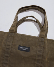 Load image into Gallery viewer, Large Wax Utility Bag | Bush
