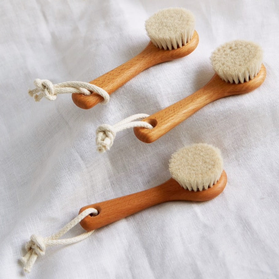 Goats Hair Face Brush