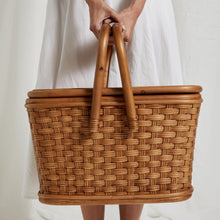 Load image into Gallery viewer, The Grande Picnic Basket
